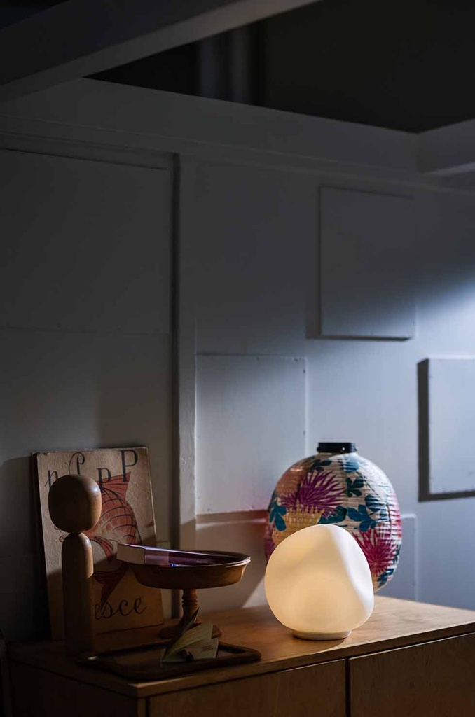 Foscarini Hoba midi dimmable, Tavolo