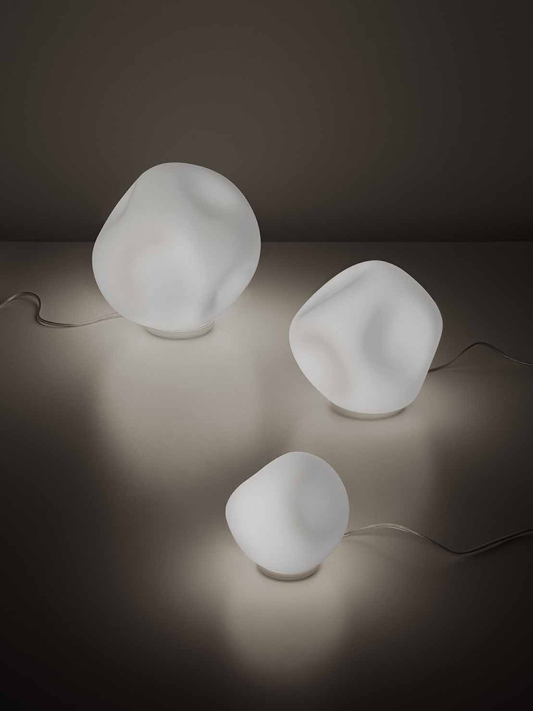 Foscarini Hoba midi dimmable, Tavolo
