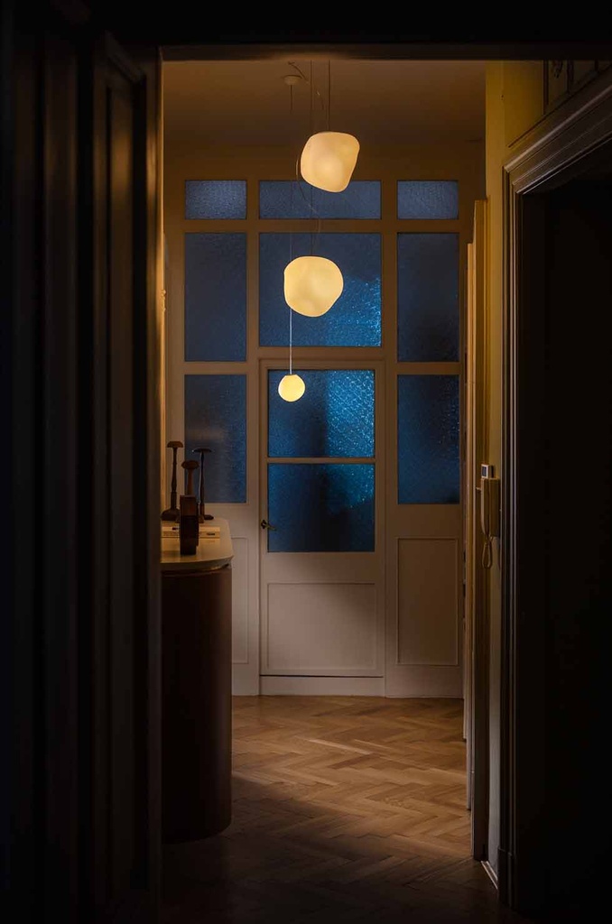 Foscarini Hoba midi, Sospensione