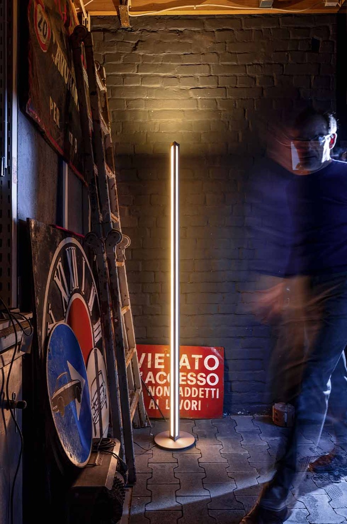 Foscarini Chiaroscura, Terra