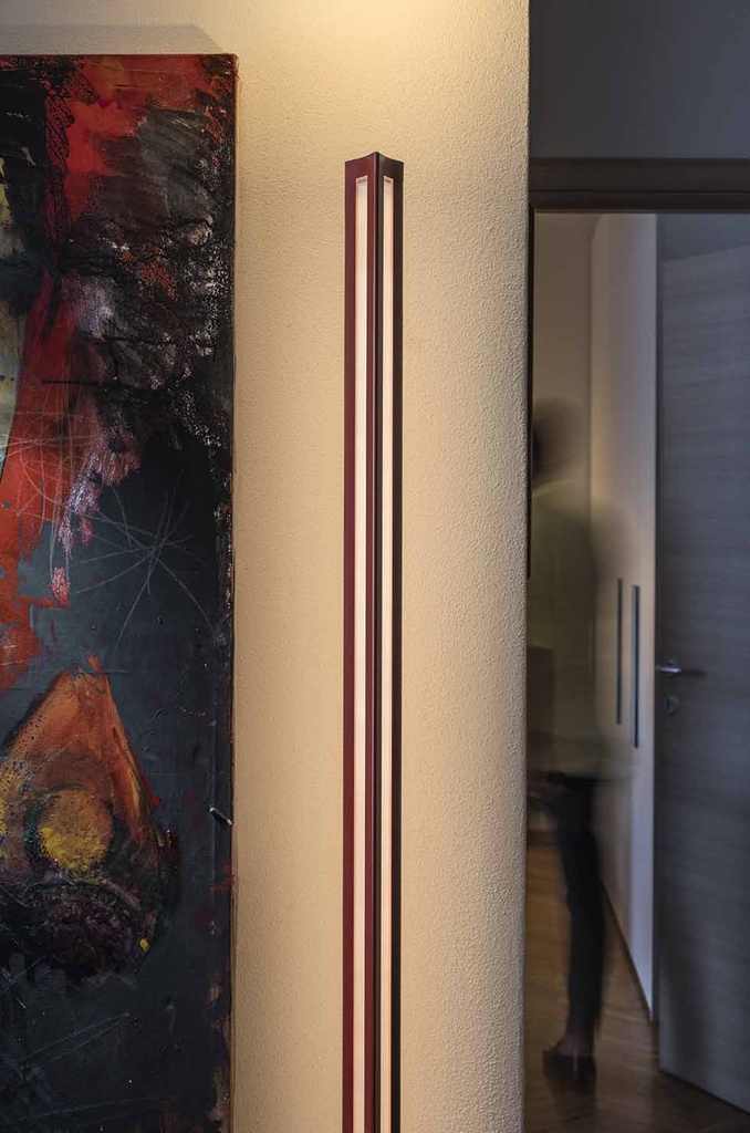 Foscarini Chiaroscura, Terra