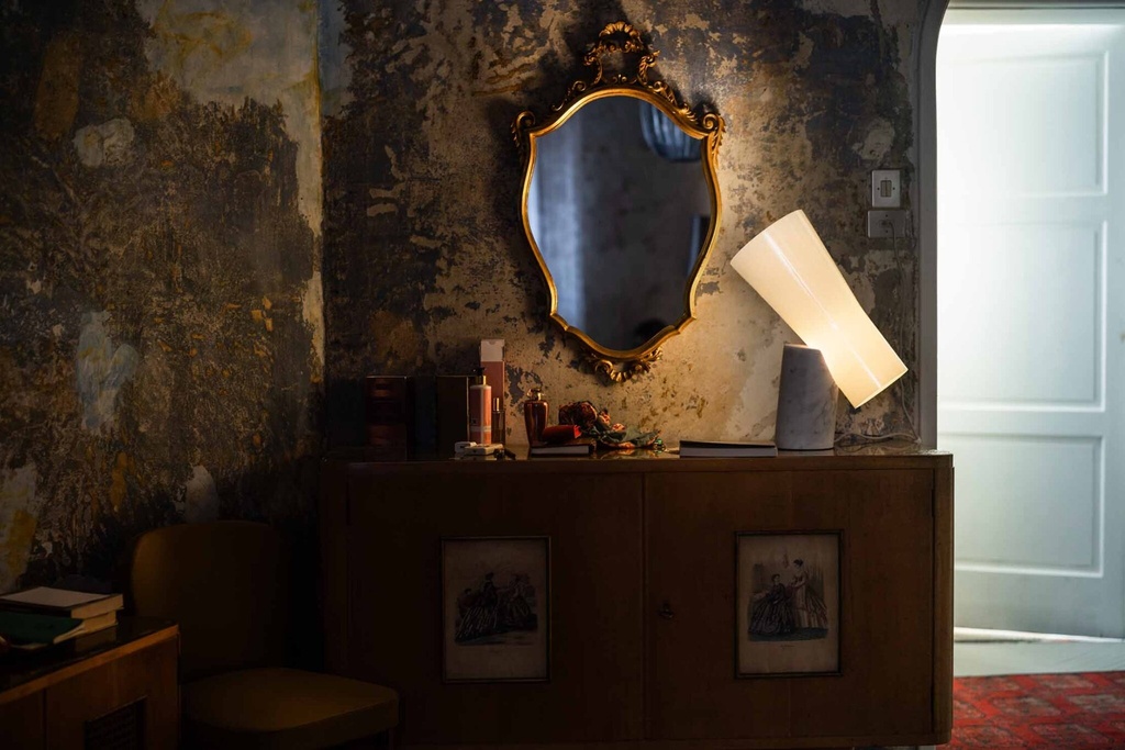 Foscarini Nile bianco, Tavolo
