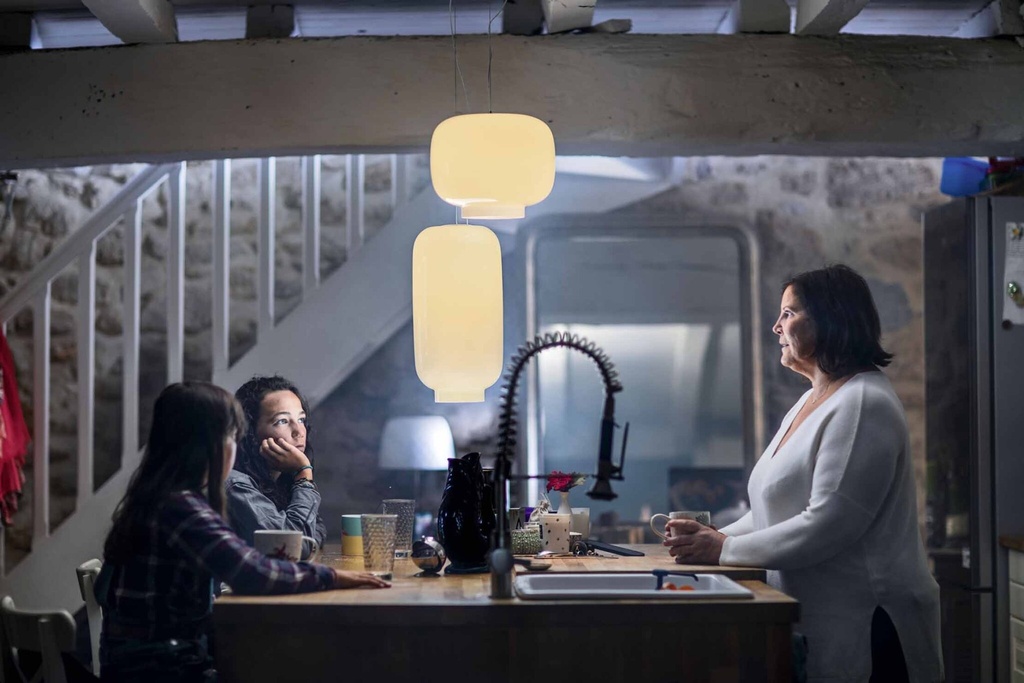 Foscarini Chouchin 1 bianco, Sospensione