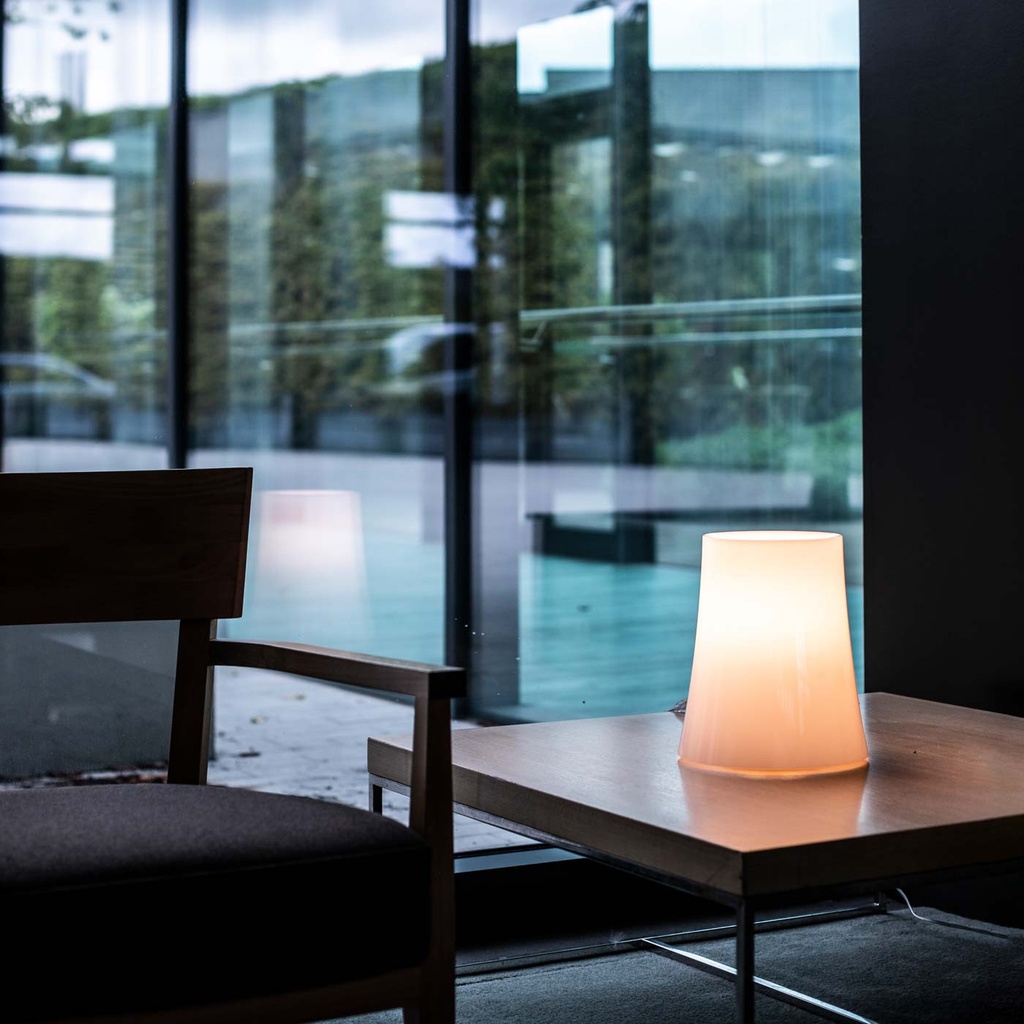 Foscarini Birdie Zero piccola, Tavolo