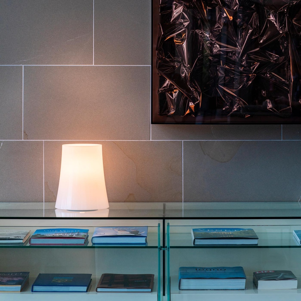 Foscarini Birdie Zero piccola, Tavolo