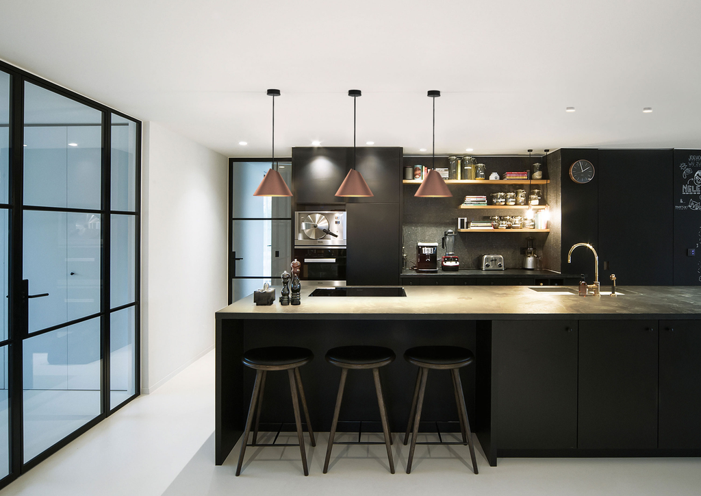 Foscarini Gregg piccola tavolo with dimmer bianco