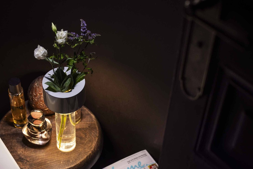 Foscarini Fleur, Tavolo