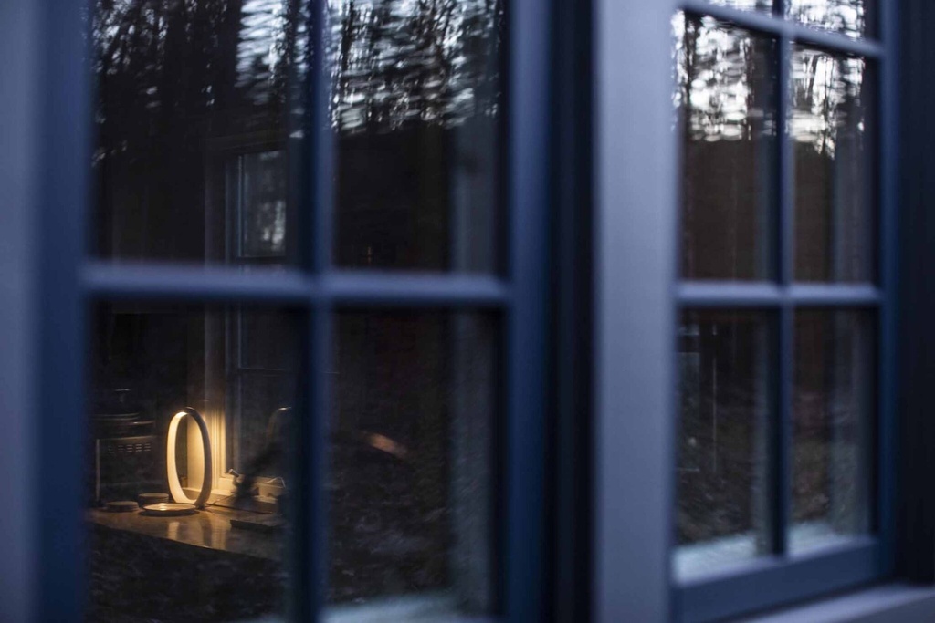 Foscarini Anisha piccola, Tavolo