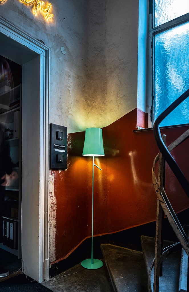 Foscarini Birdie LED with touch dimmer, Terra